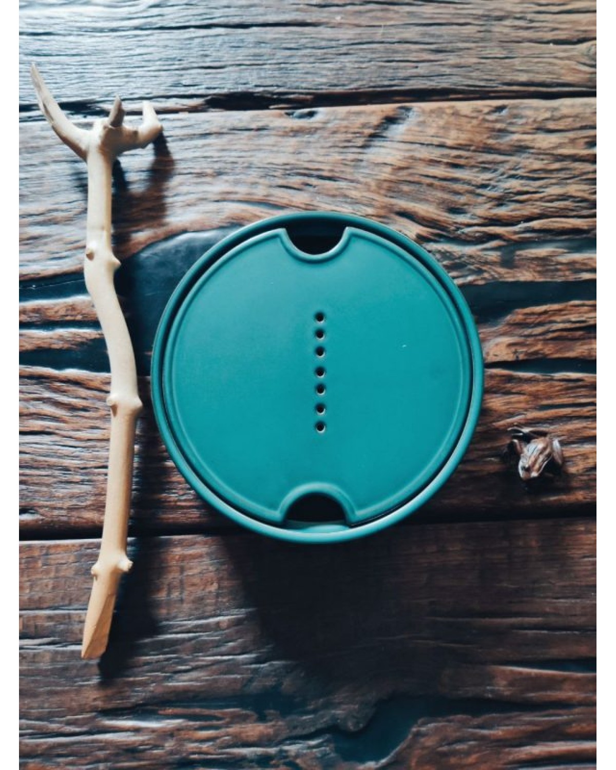 Чайний стіл місяць