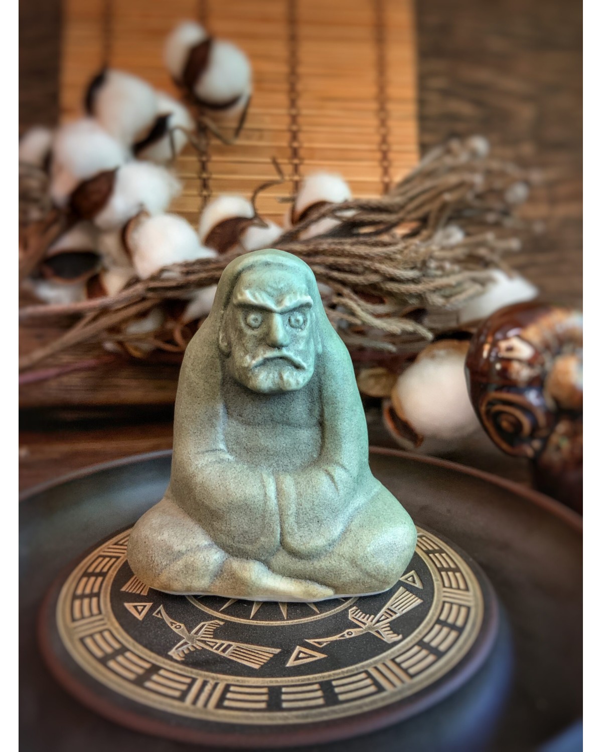 Чайна фігурка "Дамо"