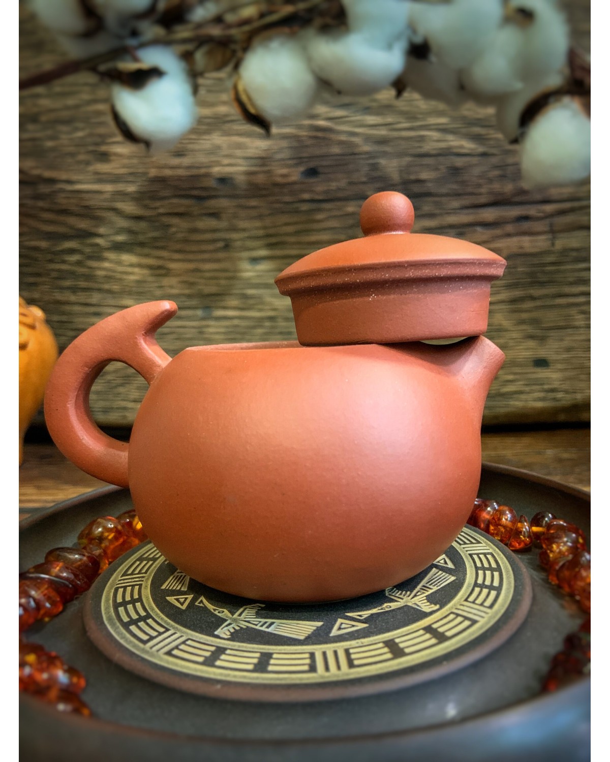 Чайник" птах на гілці "