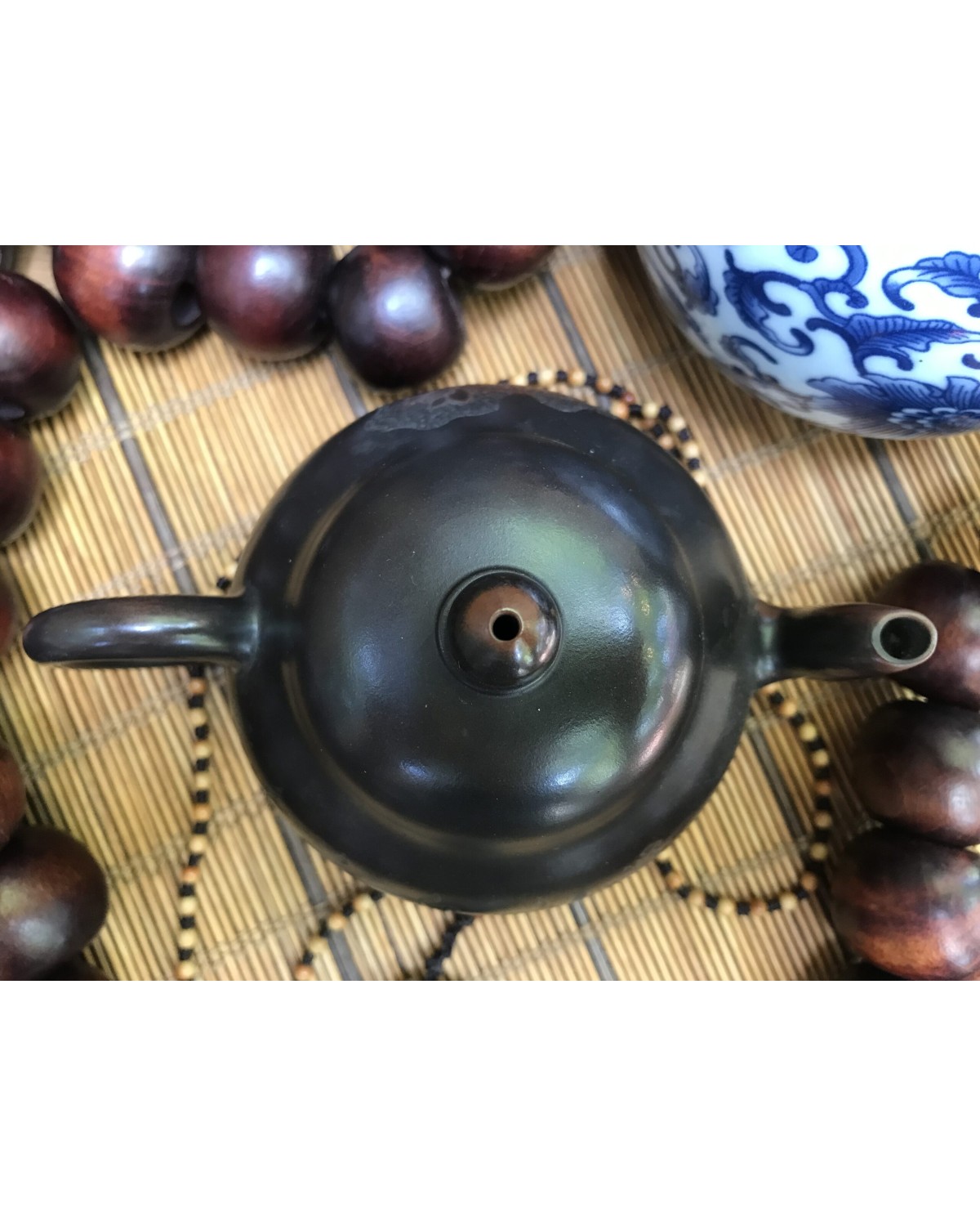 Чайник " рука з квіткою "