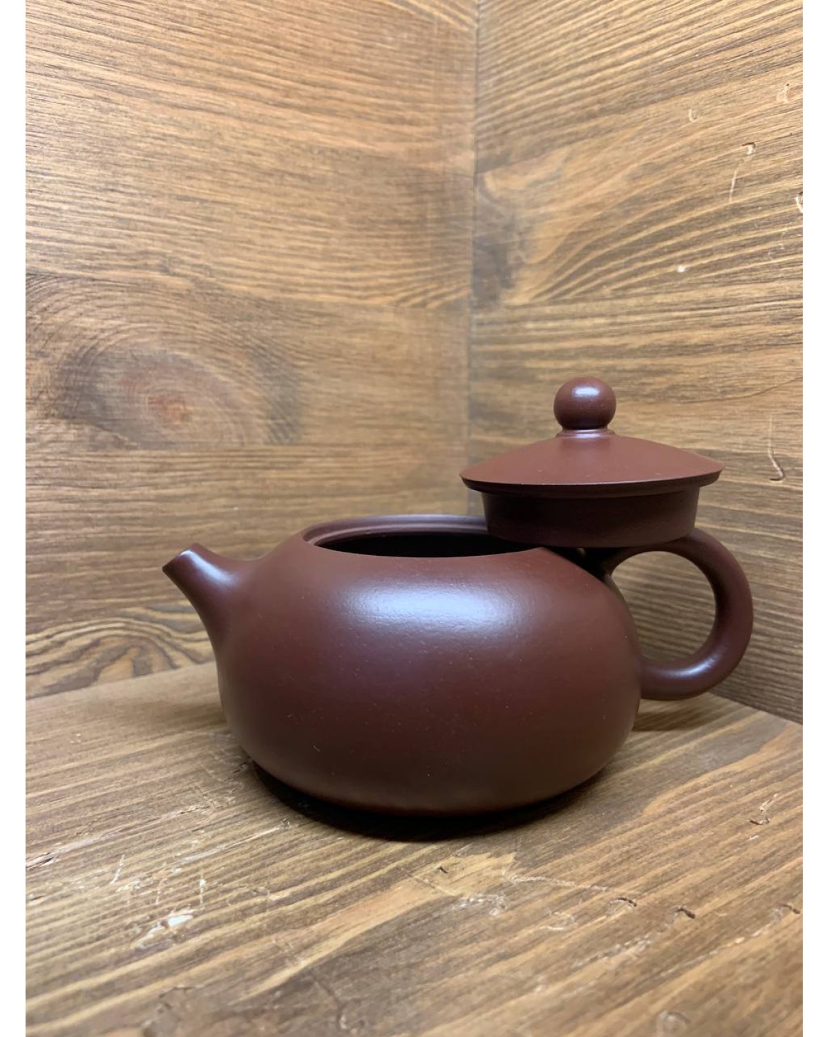 Чаник ” мінімалізм “