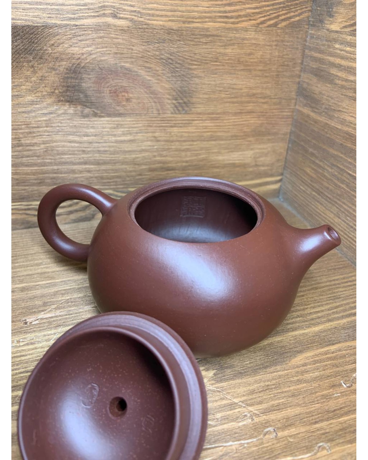 Чаник ” мінімалізм “