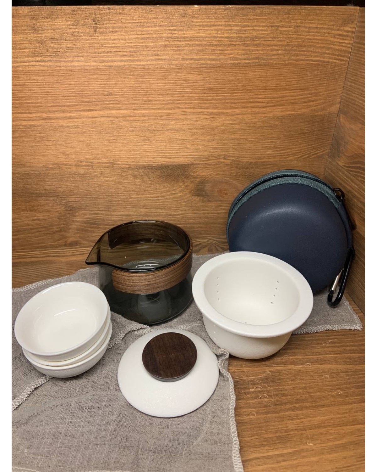 Похідний набір білий