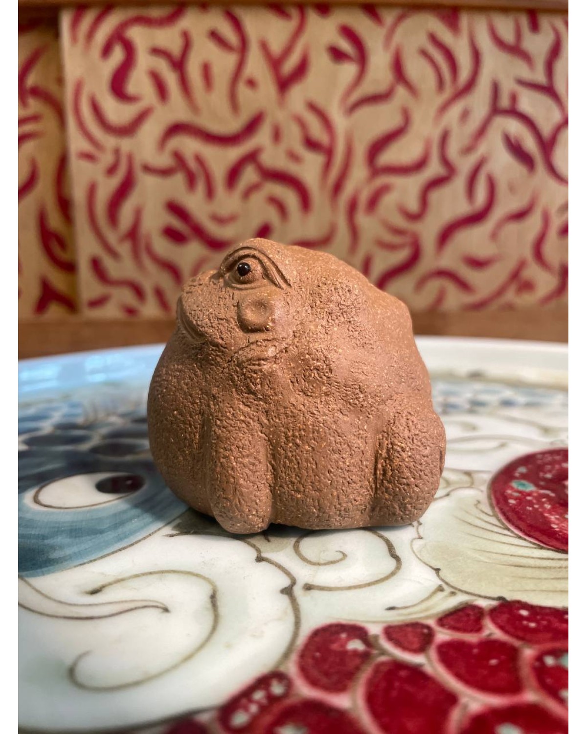 Трилапа жаба глина хуан ні