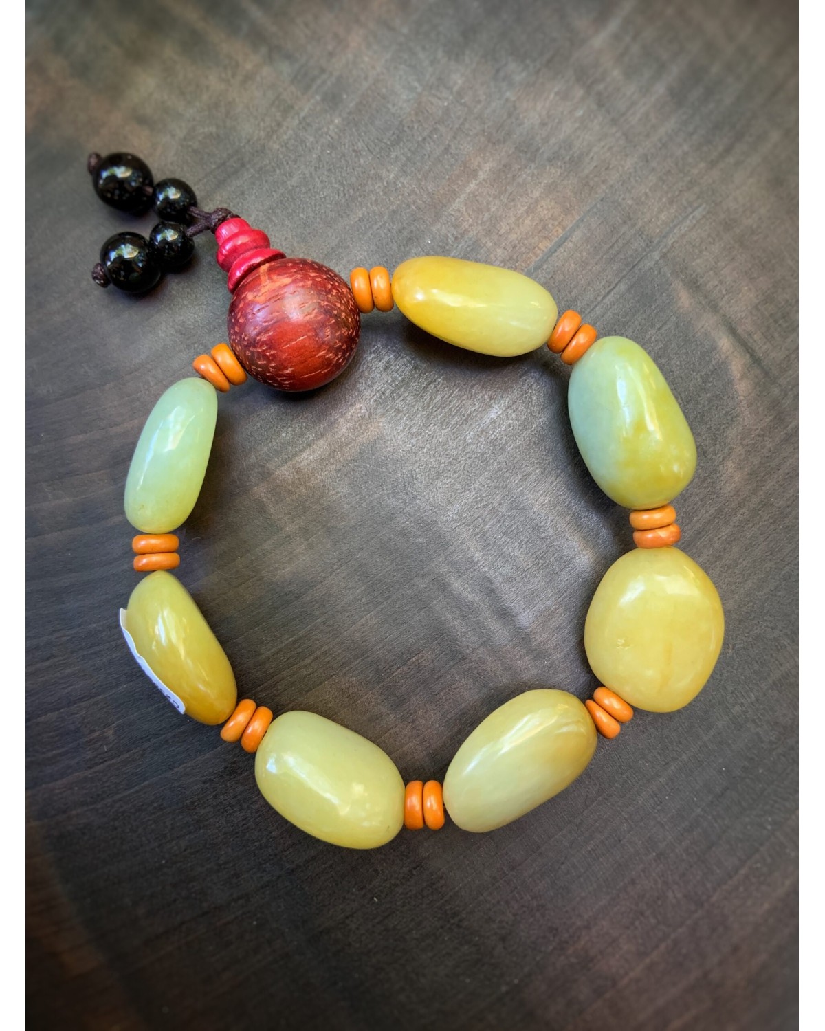 Нефритовий браслет з сандаловою бусіной № 10