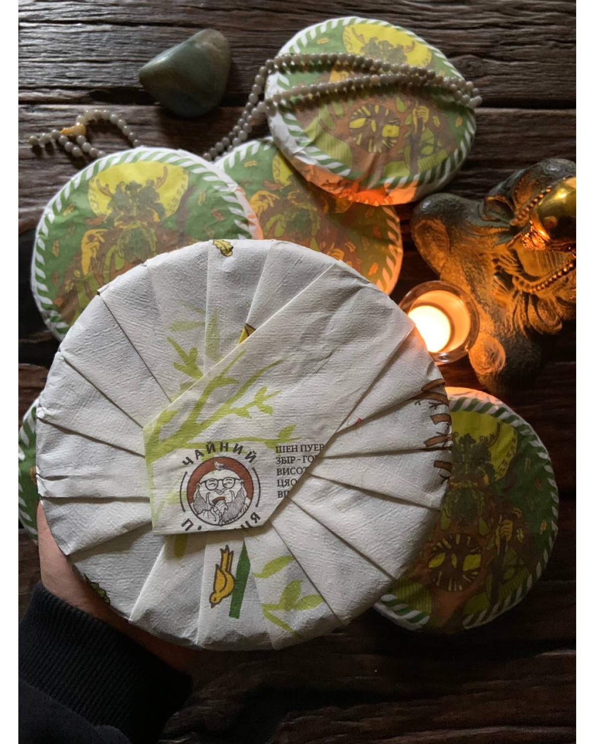 Чай Шен пуер лісова ЛЮДИНА/КОРОЛЬ листопада Чай Шен пуер лісова ЛЮДИНА/КОРОЛЬ листопада