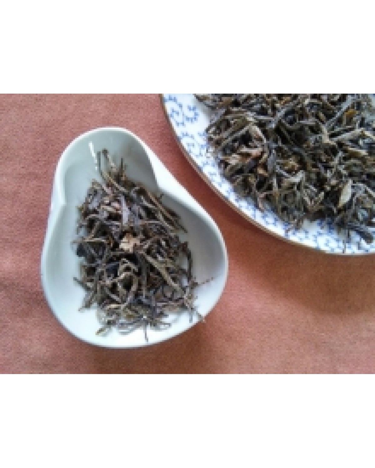 Розсипний шен пуер з дерев