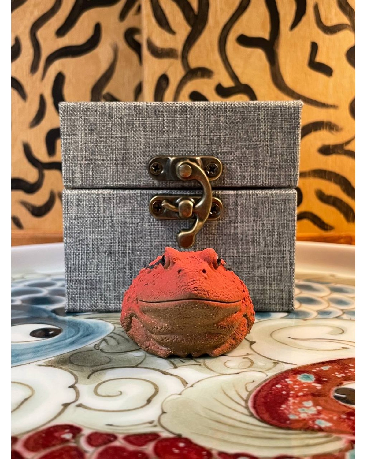 Жабка червона